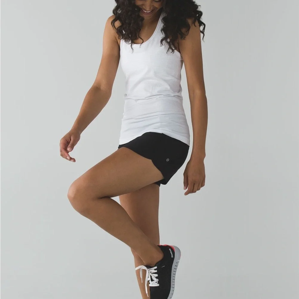 Lululemon Run Times Short *4-way Stretch Black 8 - Picture 2 of 12